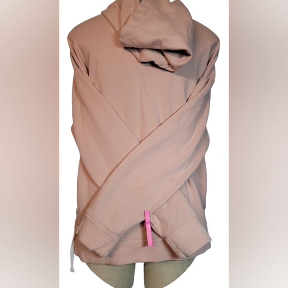 •𝙑𝙎•𝘽𝙊𝙔𝙁𝙍𝙄𝙀𝙉𝘿•𝙎𝙃𝙄𝙍𝙏• - Picture 8 of 16